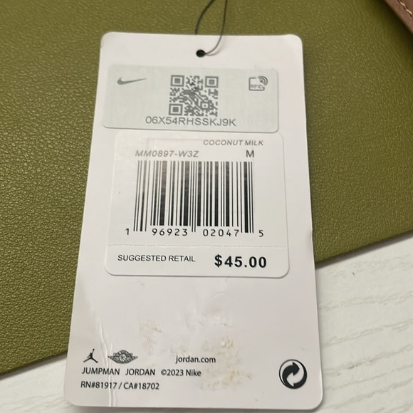 New Nike Jordan Monogram unisex pouch coconut milk MM0897-W3Z - Picture 4 of 4